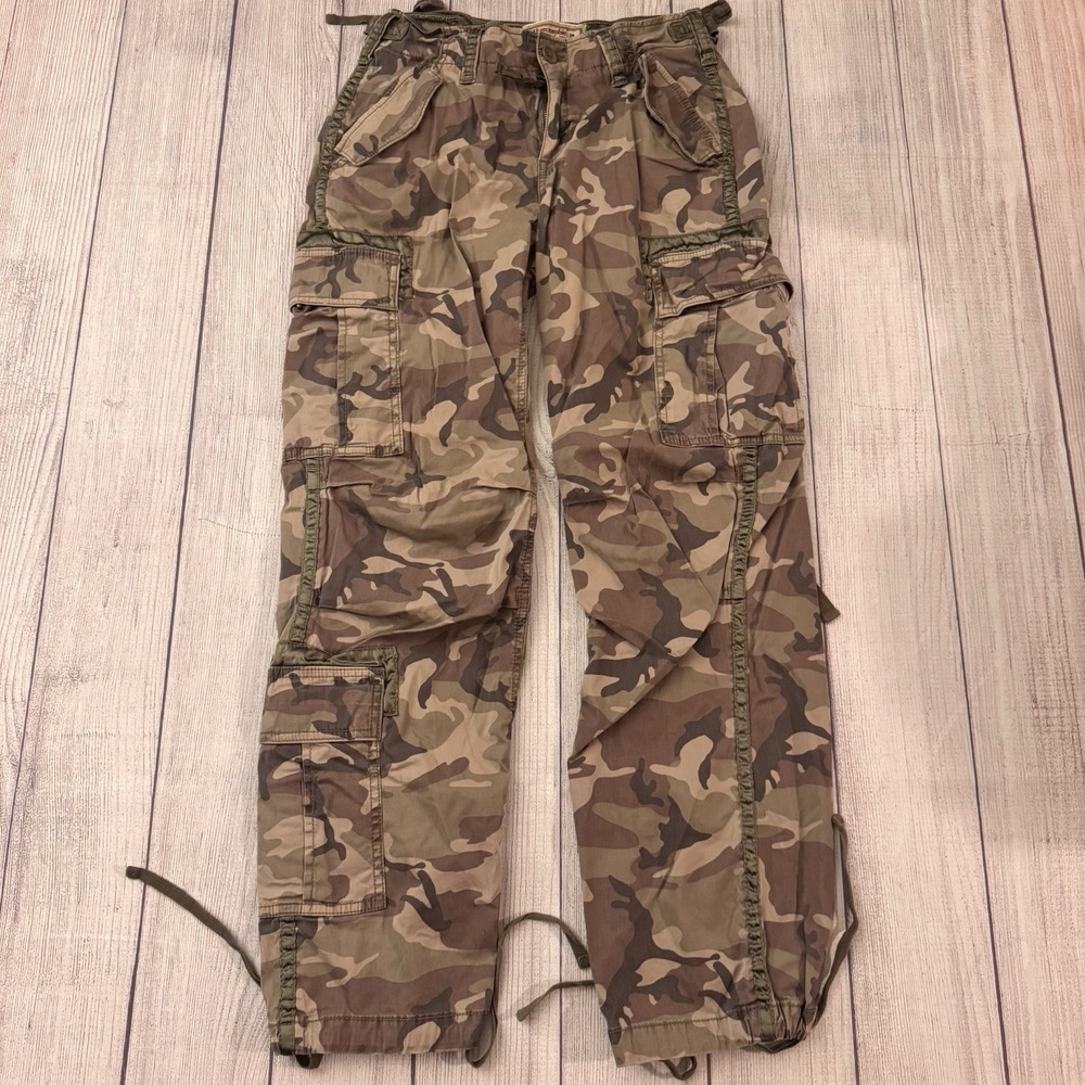 Y2K Abercrombie & Fitch Camo Cargo Pants Women's 26 2R Baggy Parachute Vinta